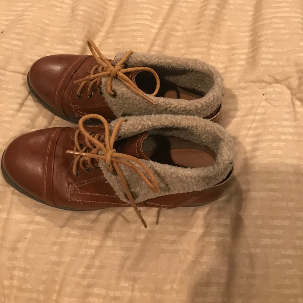 Brown ankle boots